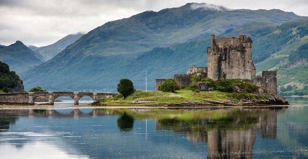 Scotland - Eilean Donan Castle 