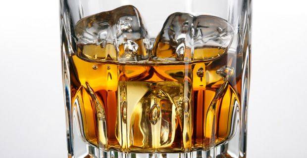 Whisky on Ice Closeup